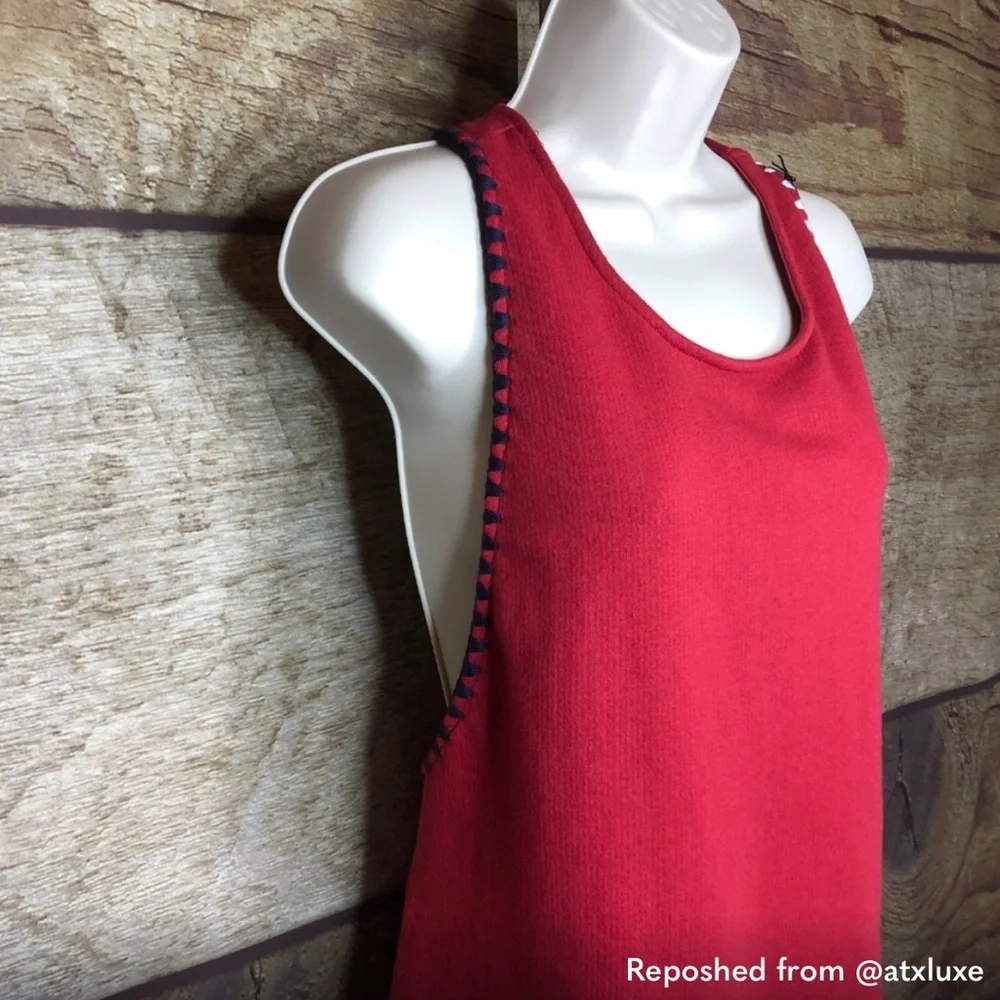 Carbon38 Wine Red Cross-Back Muscle Tank with Contrast Trim - Picture 4 of 6